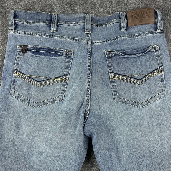 Cody James Jeans Mens 38x32 Light Wash Bootcut Denim Western Cowboy Stretch - Picture 8 of 10